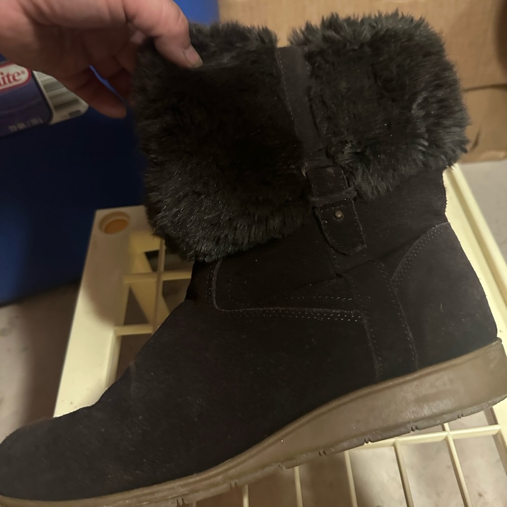 Lands' End Women's Dark Brown Faux Fur Boots - Picture 4 of 7